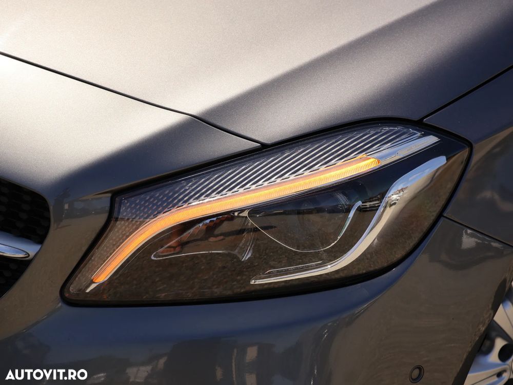 Mercedes-Benz A 200 CDI 7G-DCT Urban - 22
