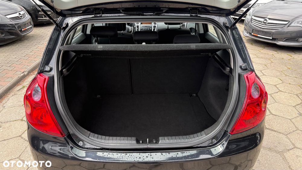 Kia Ceed - 10