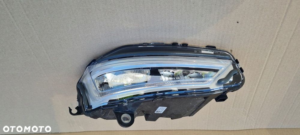 VOLVO FH5 21 HALOGEN PRZÓD PRAWY DRL 23752741 - 1
