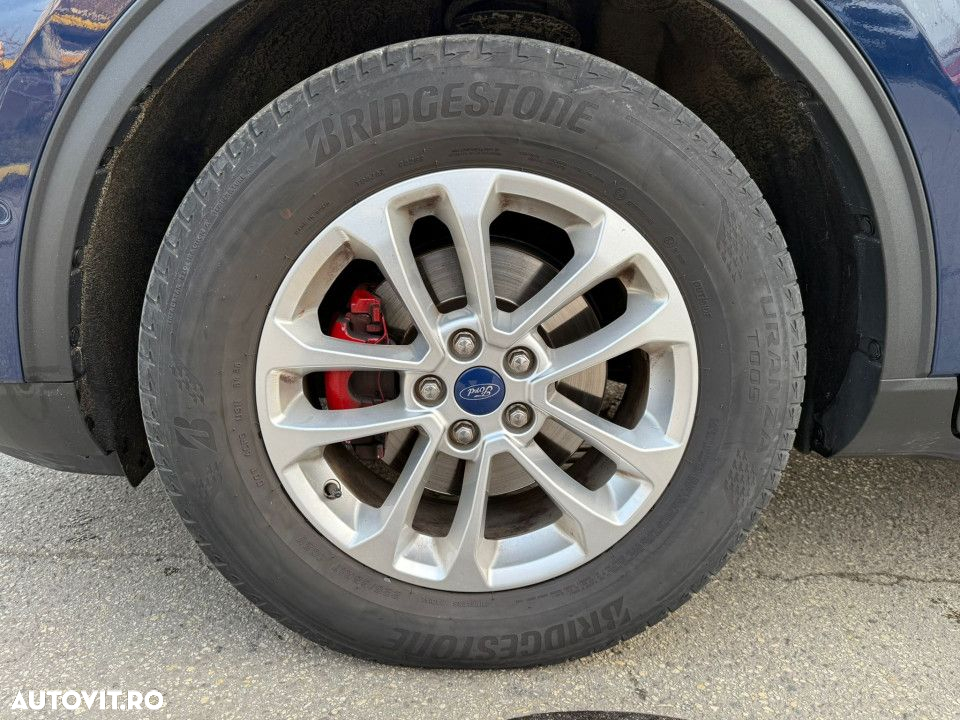 Ford Kuga 1.5 EcoBoost FWD Titanium - 8