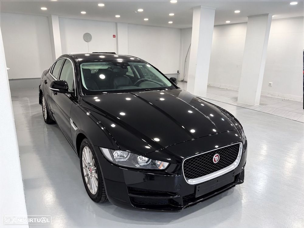 Jaguar XE E-Performance Aut. Prestige - 3