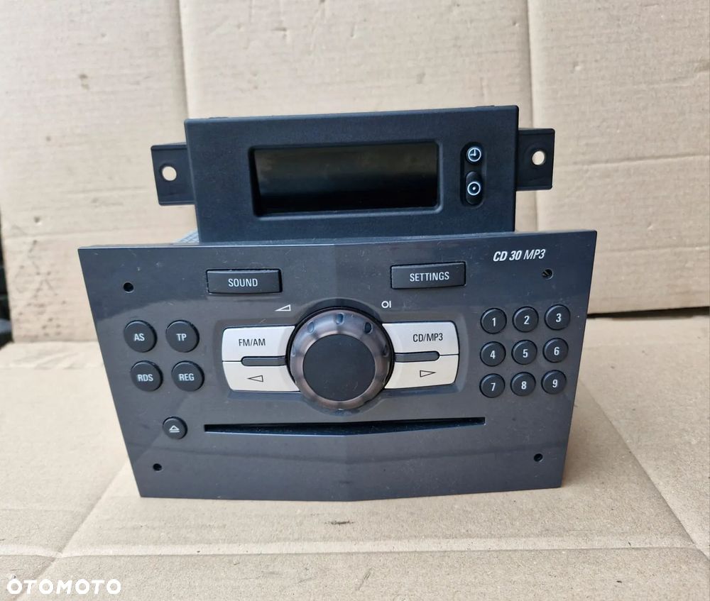 Radio wyświetlacz Opel Corsa D  AUX PIN - 1