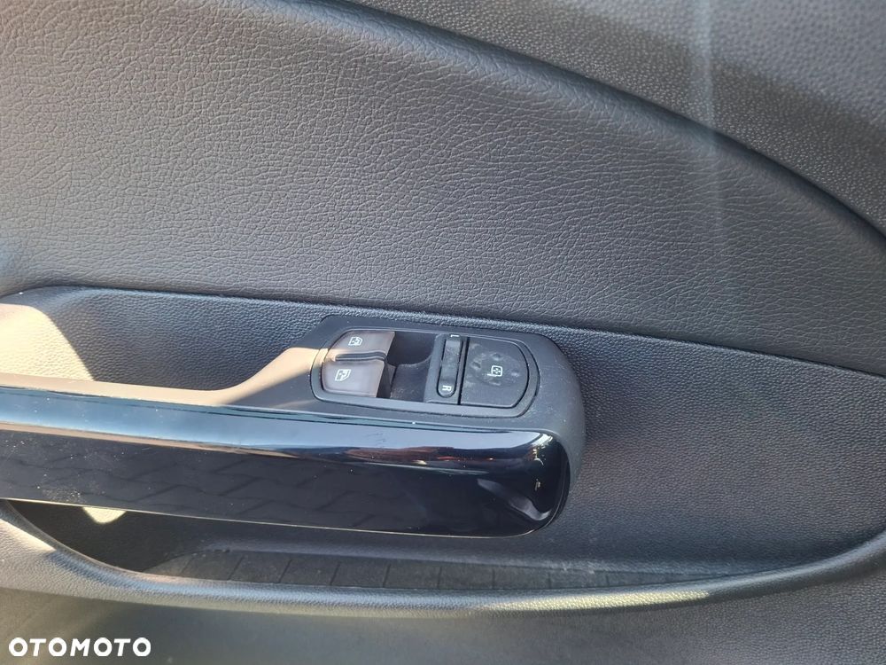 Opel Corsa 1.4 16V Enjoy - 12