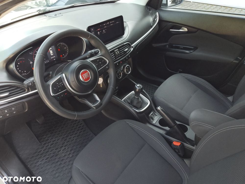 Fiat Tipo 1.0 T3 - 15