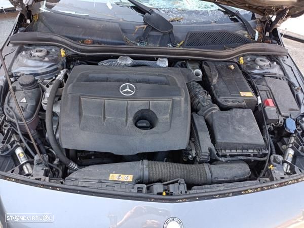 Para Peças Mercedes-Benz A-Class (W176) - 8