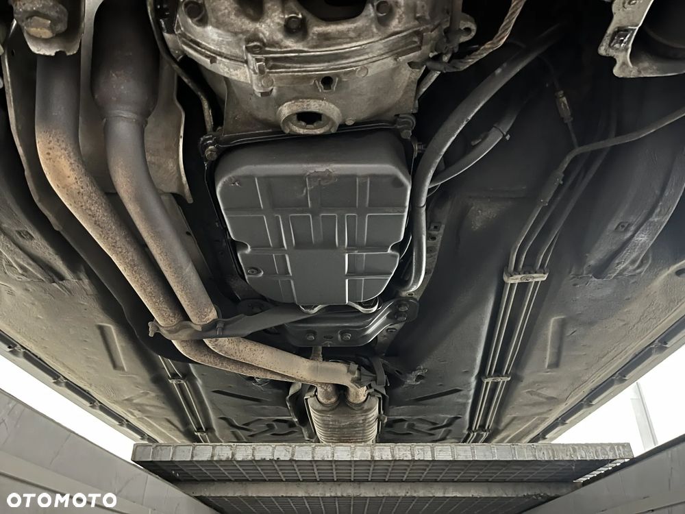 Mercedes-Benz Klasa E - 19