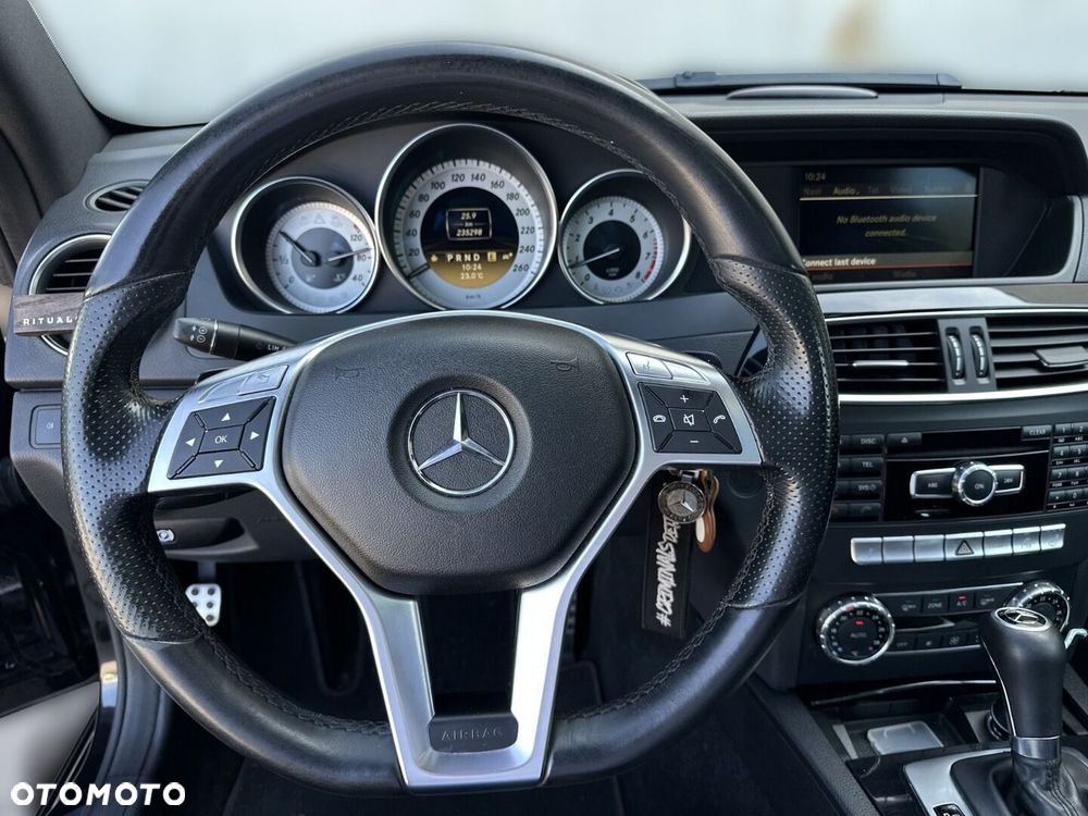 Mercedes-Benz Klasa C 250 CGI BlueEff - 16