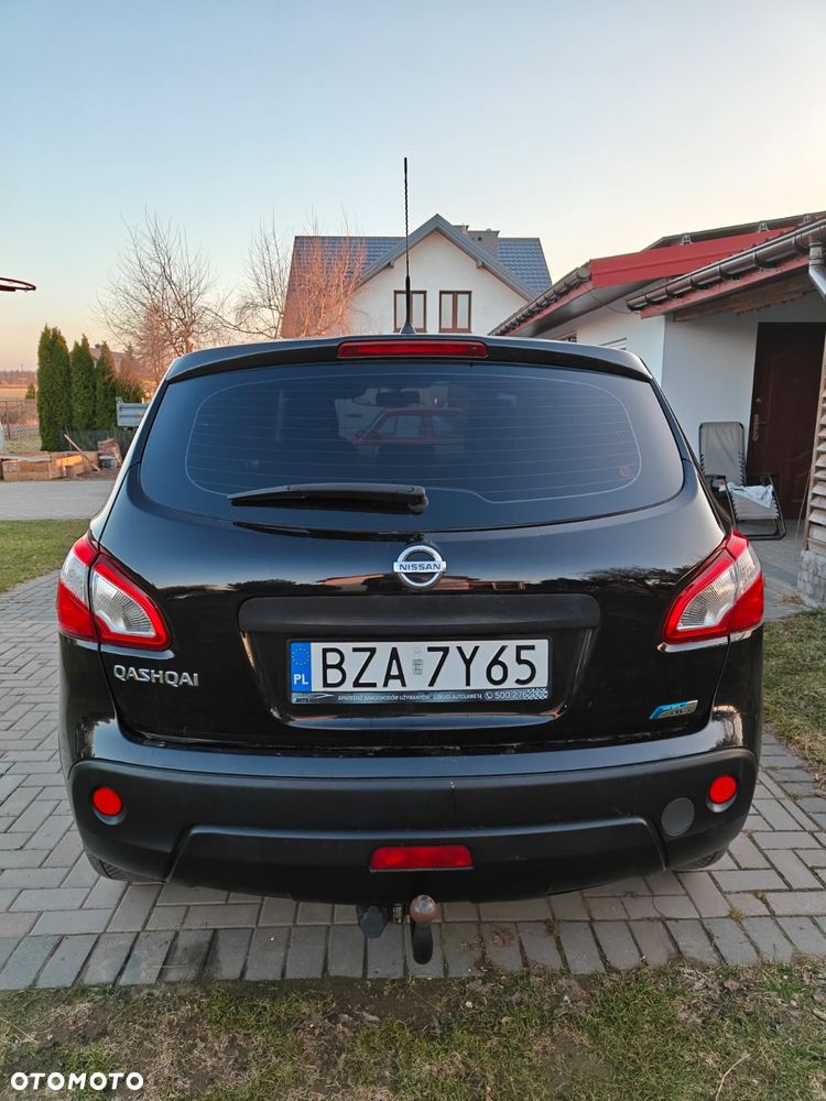 Nissan Qashqai - 4