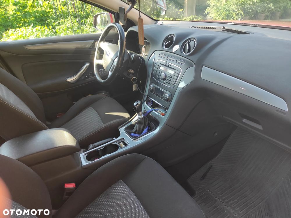 Ford Mondeo - 13