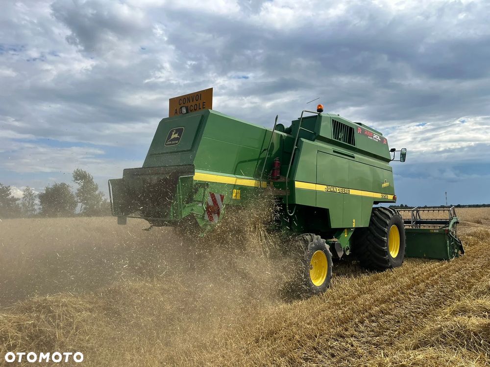 John Deere 2256 HillMaster - 18