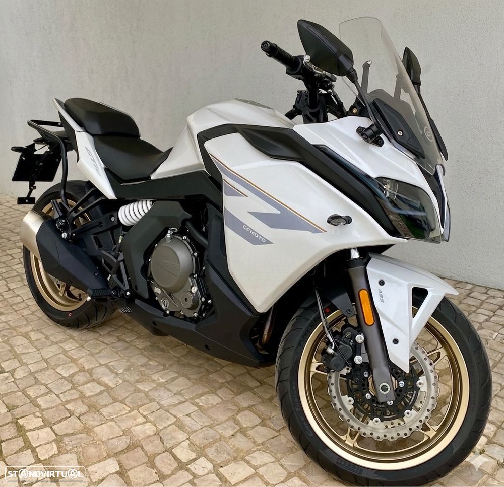 CF Moto 650GT - 1