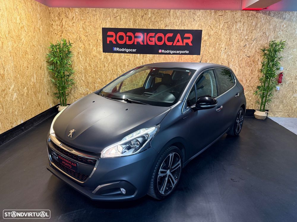 Peugeot 208 1.2 PureTech GT Line - 2