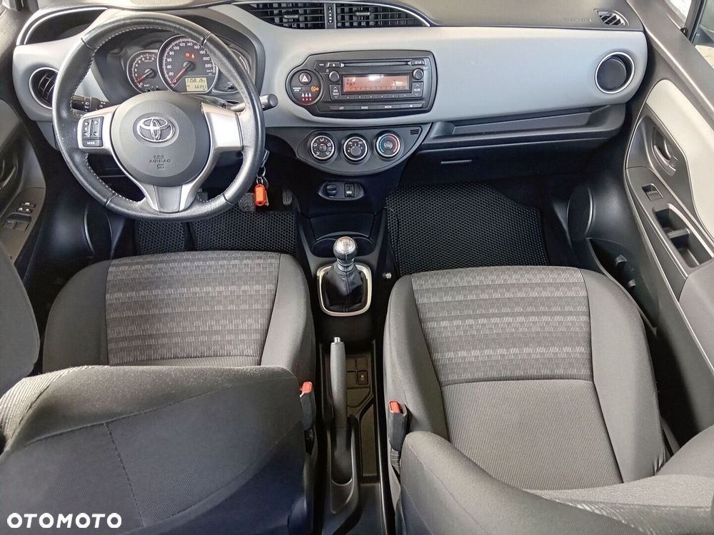 Toyota Yaris 1.33 Active EU6 - 9