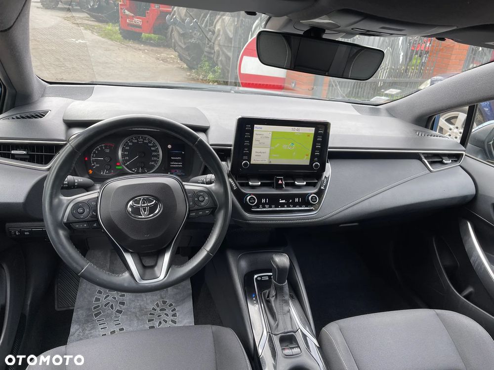 Toyota Corolla 1.8 Hybrid Executive - 8