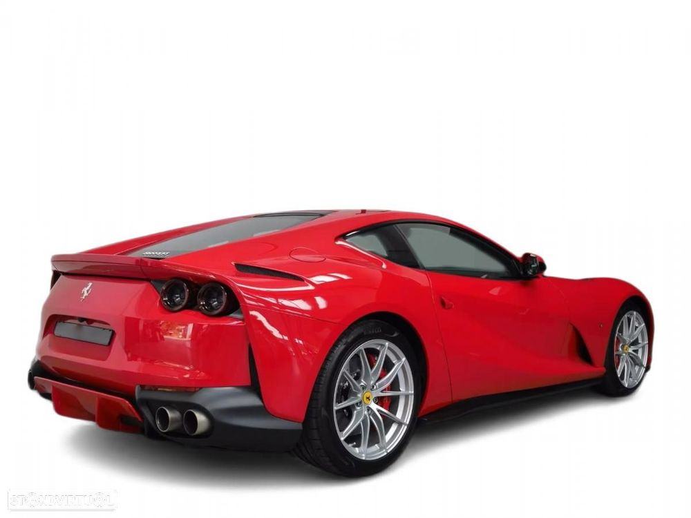 Ferrari 812 Superfast 6.5 V12 - 2