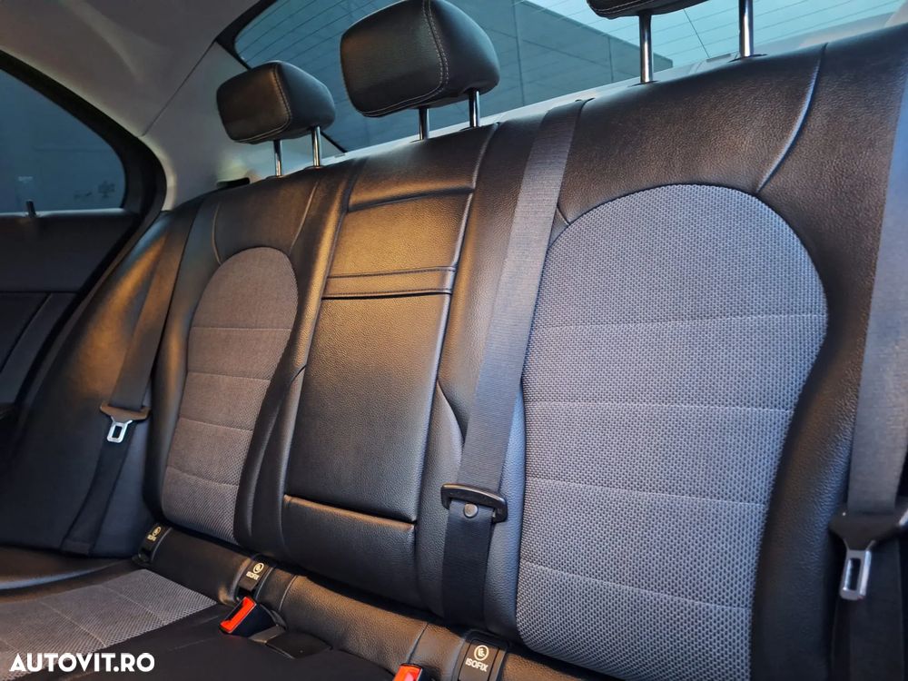 Mercedes-Benz C 220 (BlueTEC) d 7G-TRONIC Avantgarde - 25