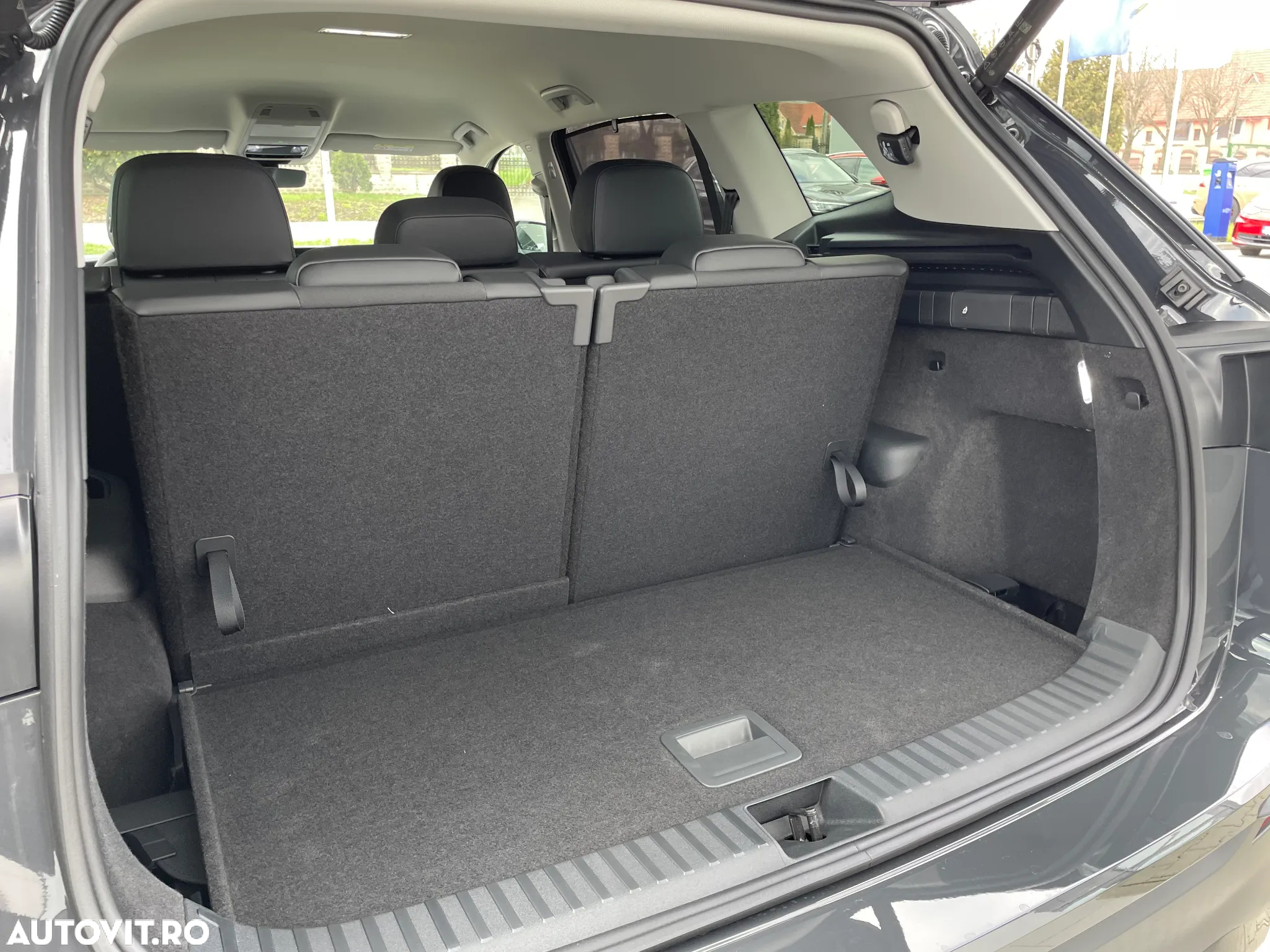Volkswagen Tayron 1.5 eTSI DSG MHEV Life - 18