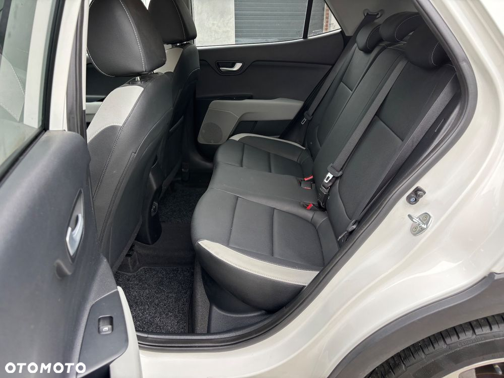 Kia Stonic 1.0 T-GDI DCT OPF Platinum Edition - 29