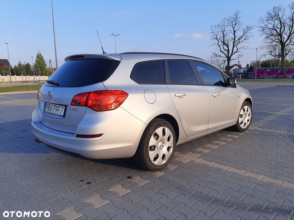 Opel Astra - 11