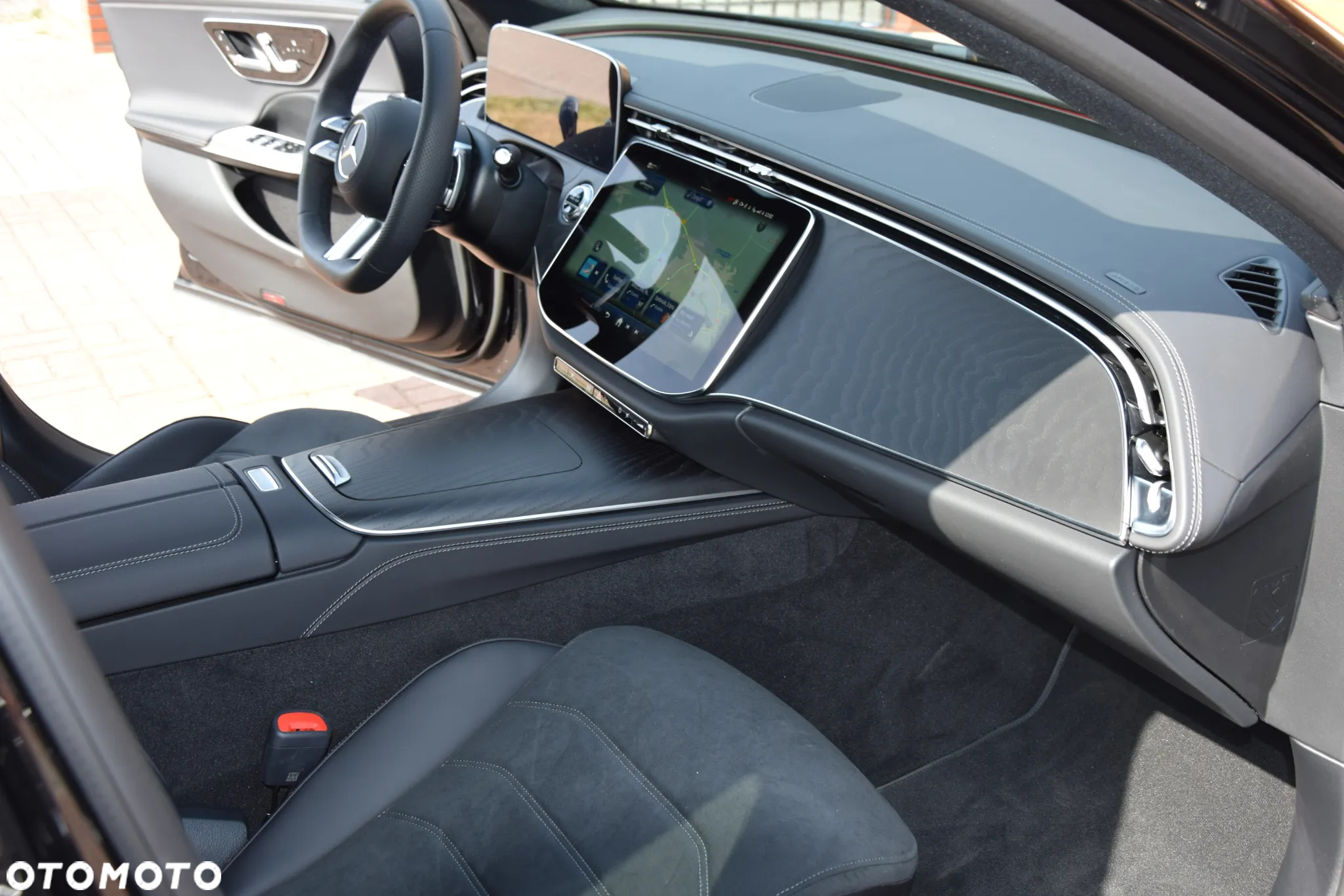 Mercedes-Benz Klasa E 220 d 4-Matic AMG/Avantgarde - 29