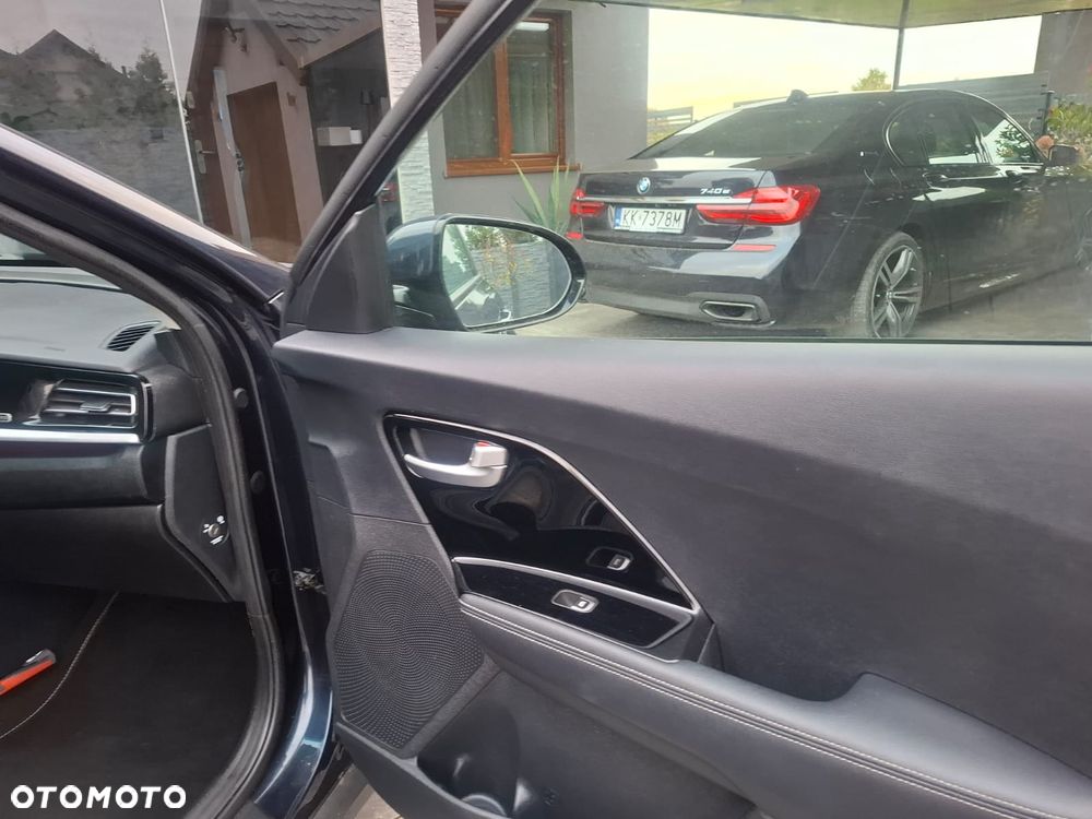 Kia Niro - 8
