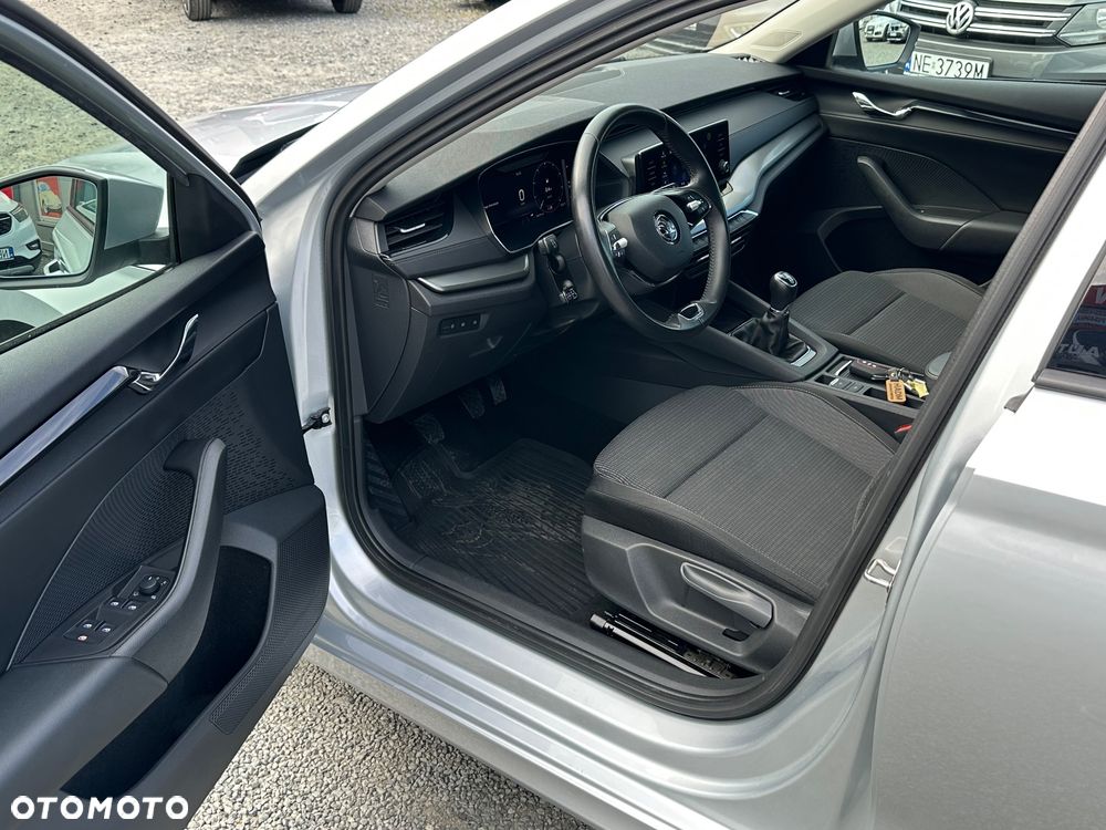 Skoda Octavia 2.0 TDI Ambition - 11