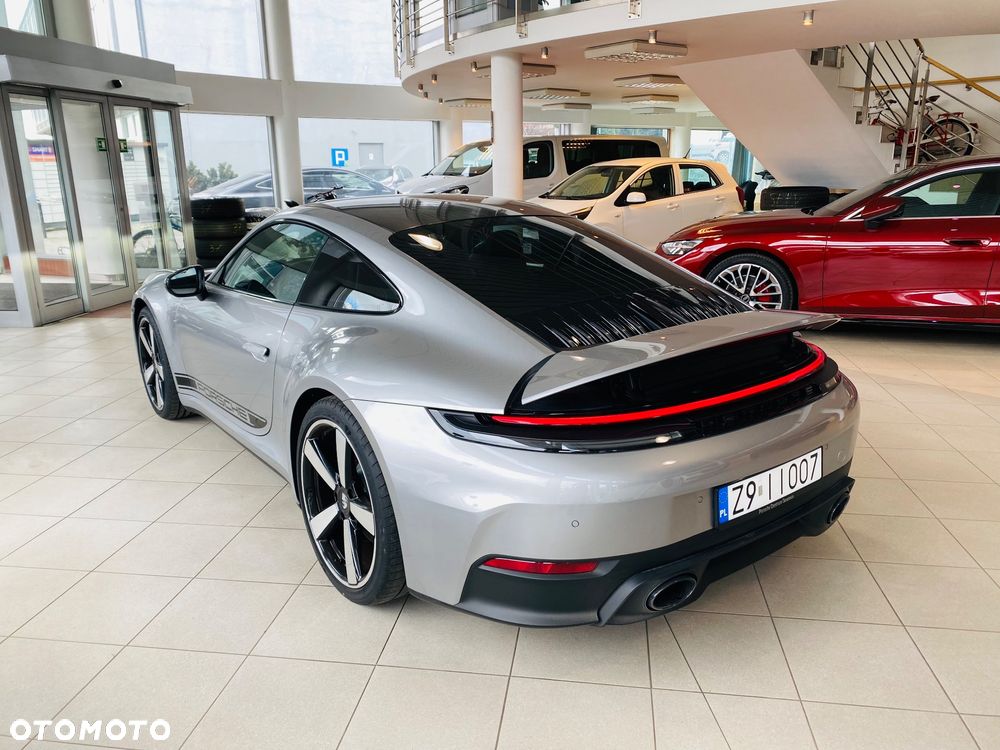 Porsche 911 - 12
