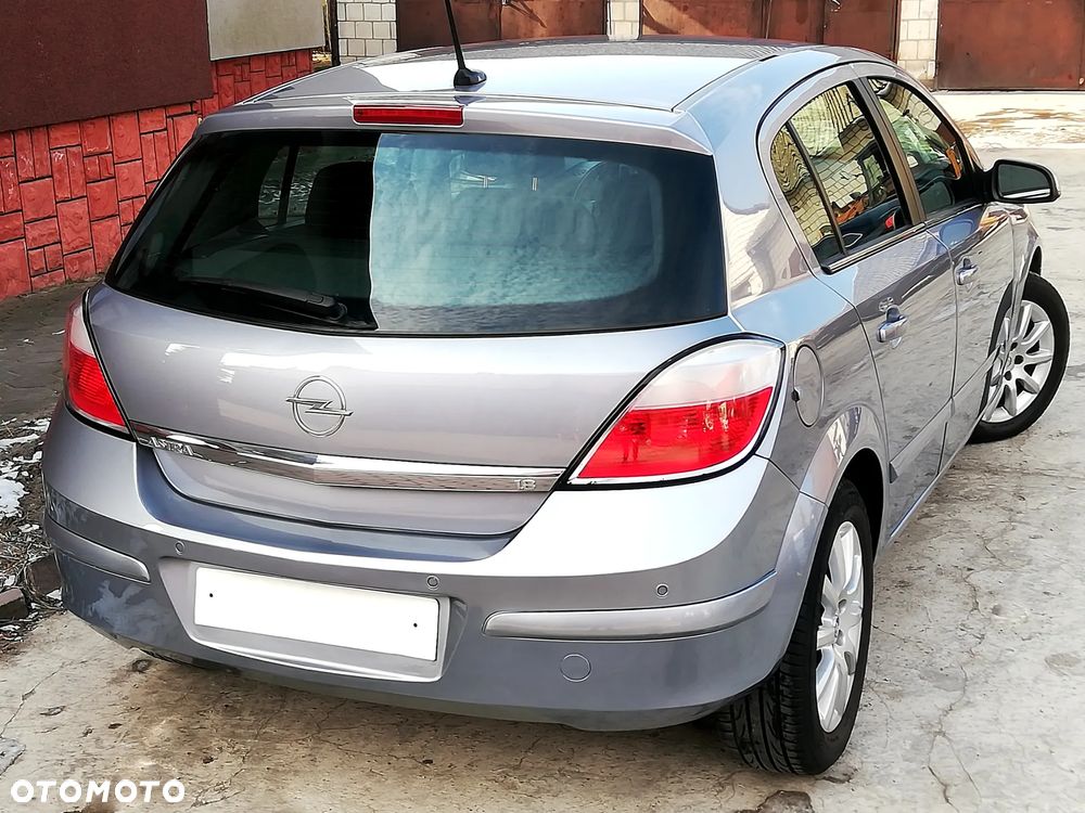 Opel Astra - 17