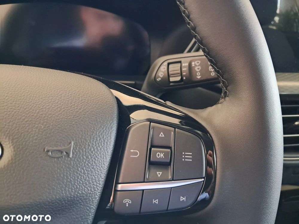 Ford Kuga 2.5 FHEV FWD Titanium eCVT - 18