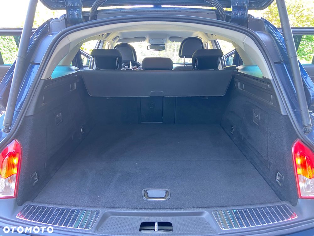 Opel Insignia 2.8 V6 Turbo Sports Tourer 4x4 Innovation - 22