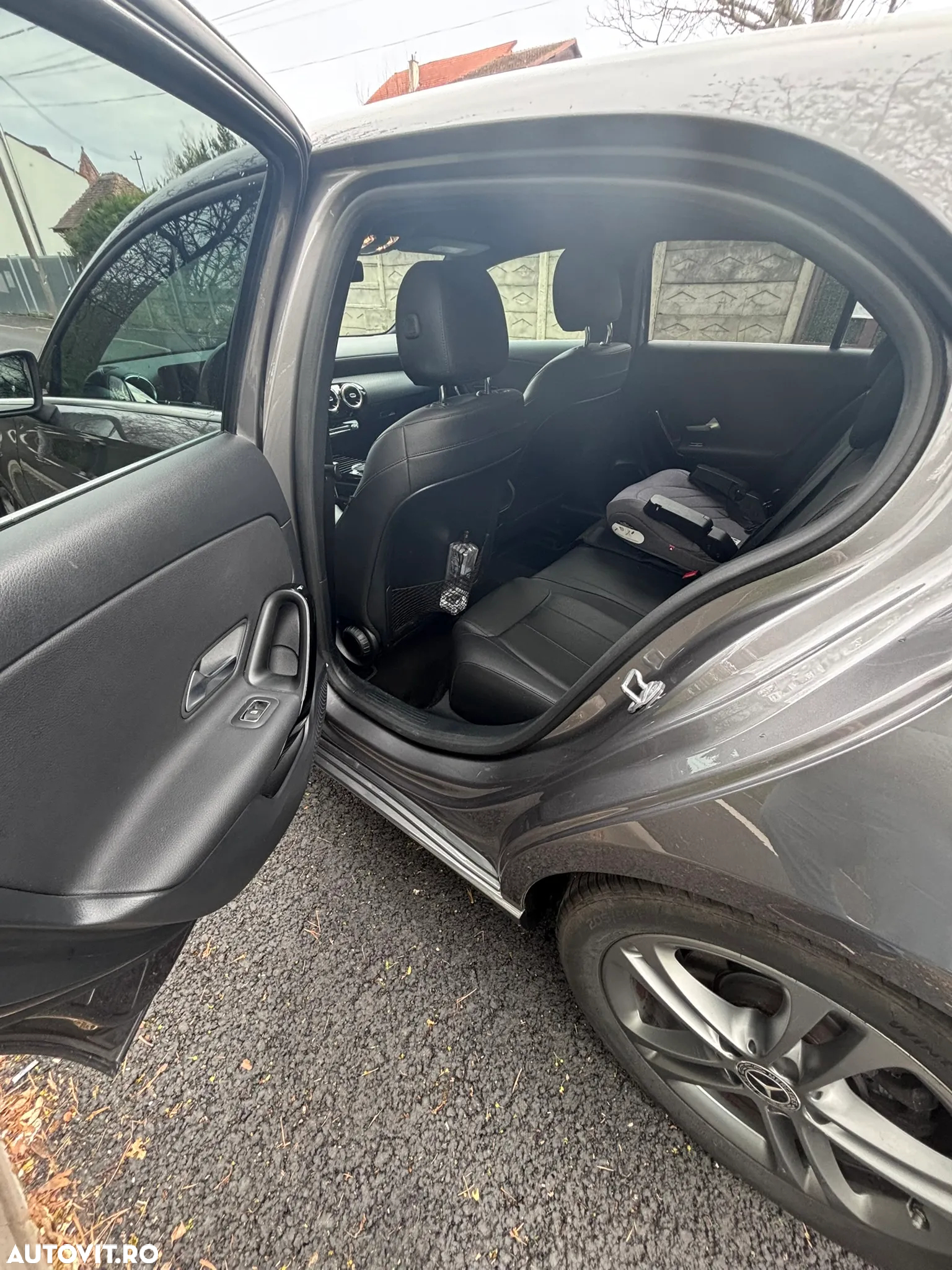 Mercedes-Benz A 180 d 7G-DCT - 9