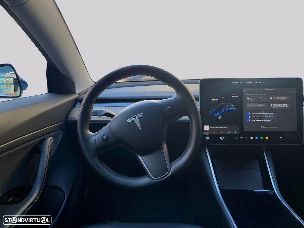 Tesla Model 3 - 16