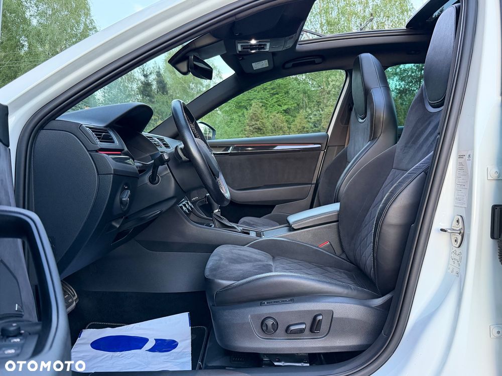 Skoda Superb 1.8 TSI Sportline DSG - 25