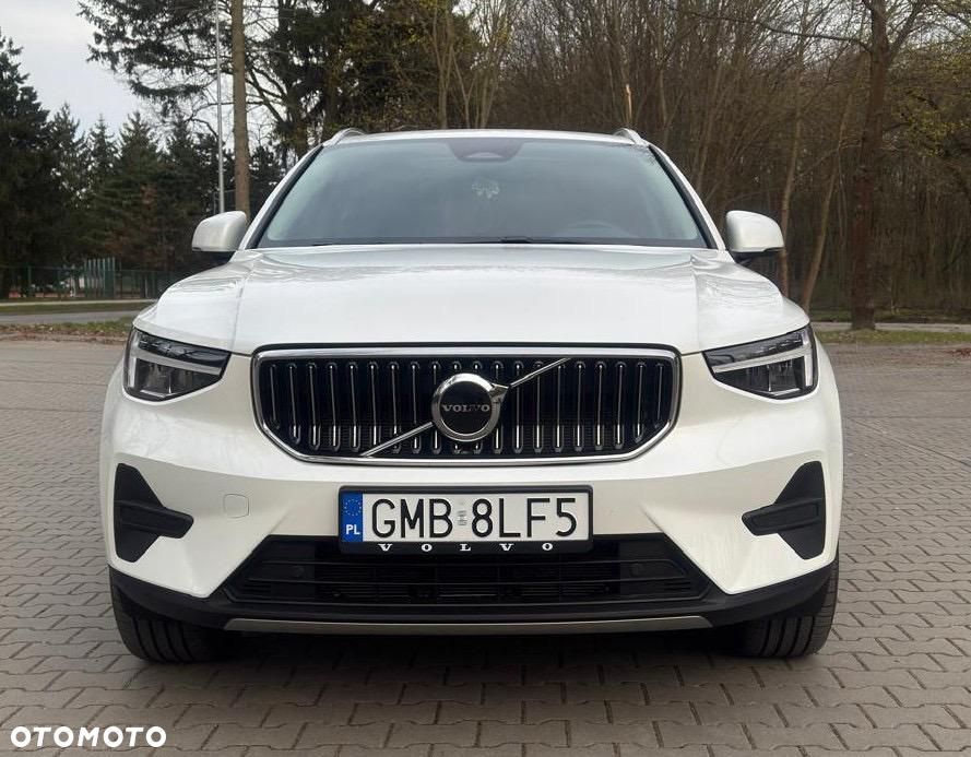 Volvo XC 40 B5 B AWD Geartronic Inscription - 3