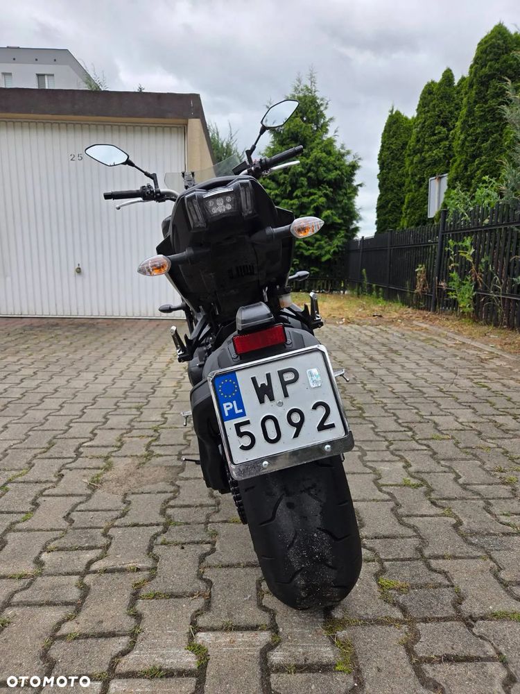 Yamaha MT - 4