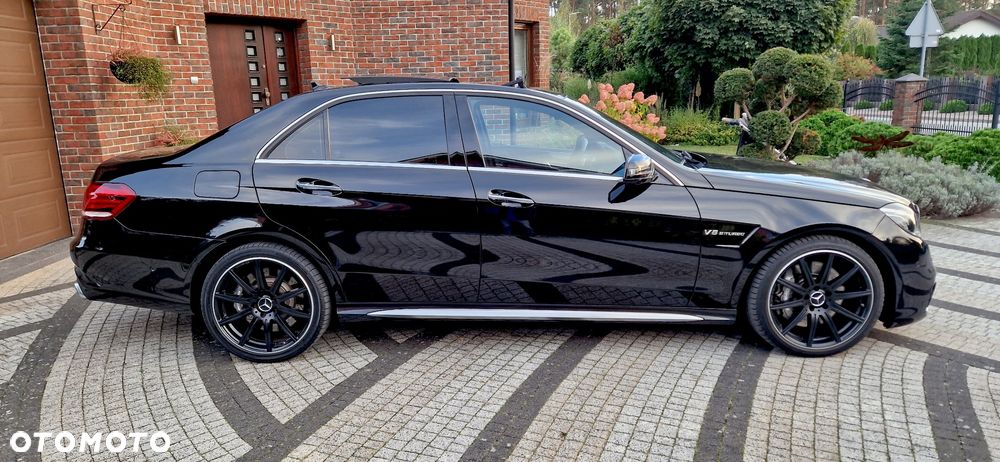 Mercedes-Benz Klasa E 63 AMG - 9