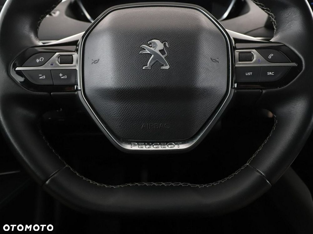 Peugeot 3008 1.2 PureTech Allure Pack S&S - 22