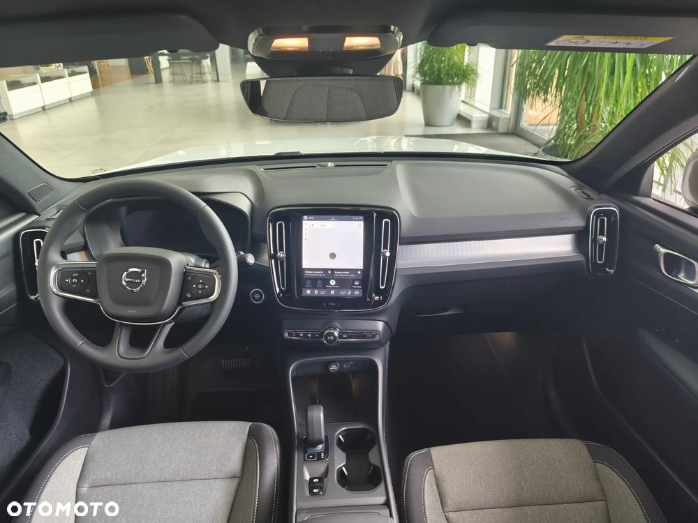 Volvo XC 40 B3 Core - 11