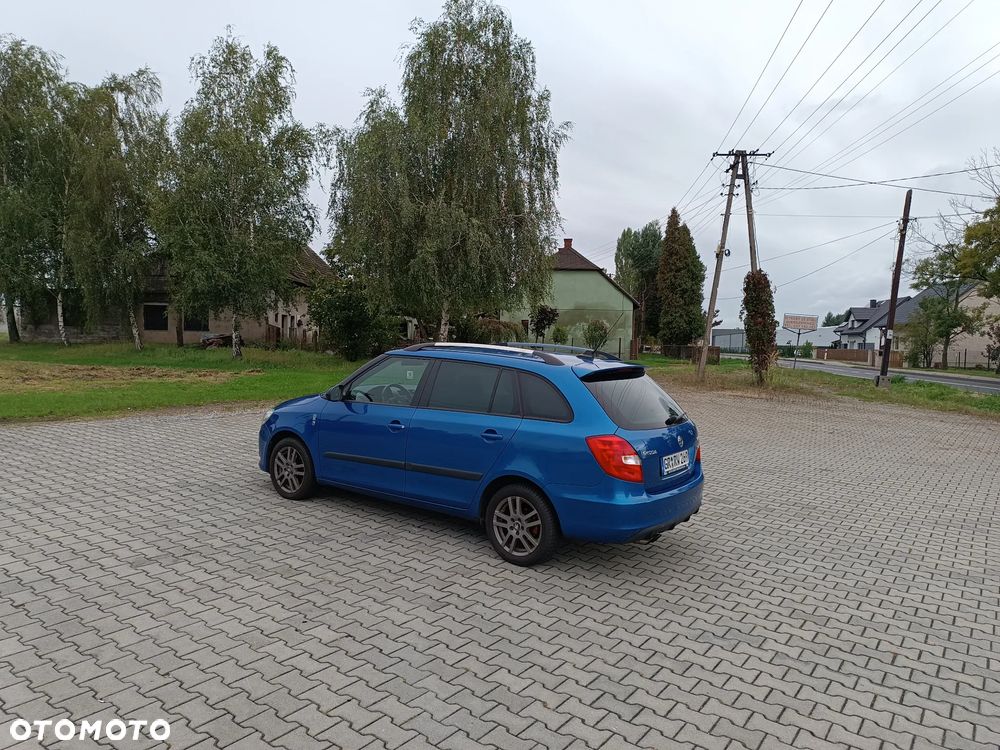 Skoda Fabia 1.4 TSI DSG RS - 4