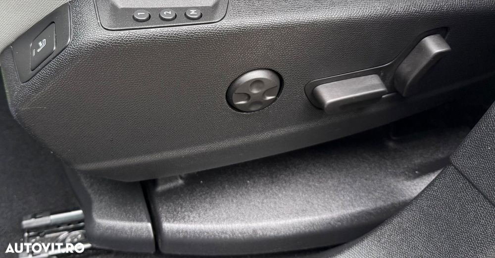 Peugeot 3008 PureTech 130 Stop & Start GPF EAT8 GT - 14