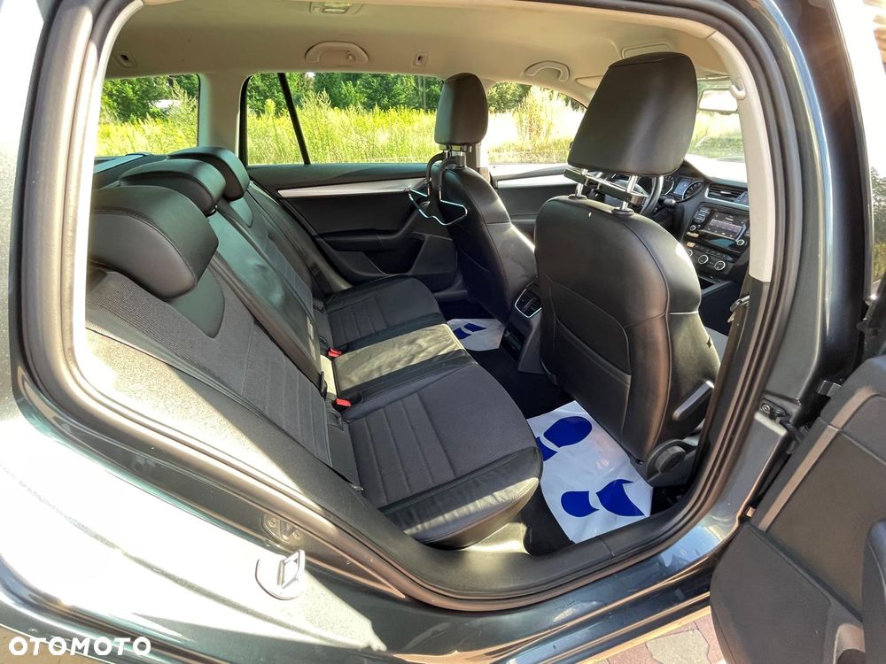 Skoda Octavia 2.0 TDI DSG Ambition - 13