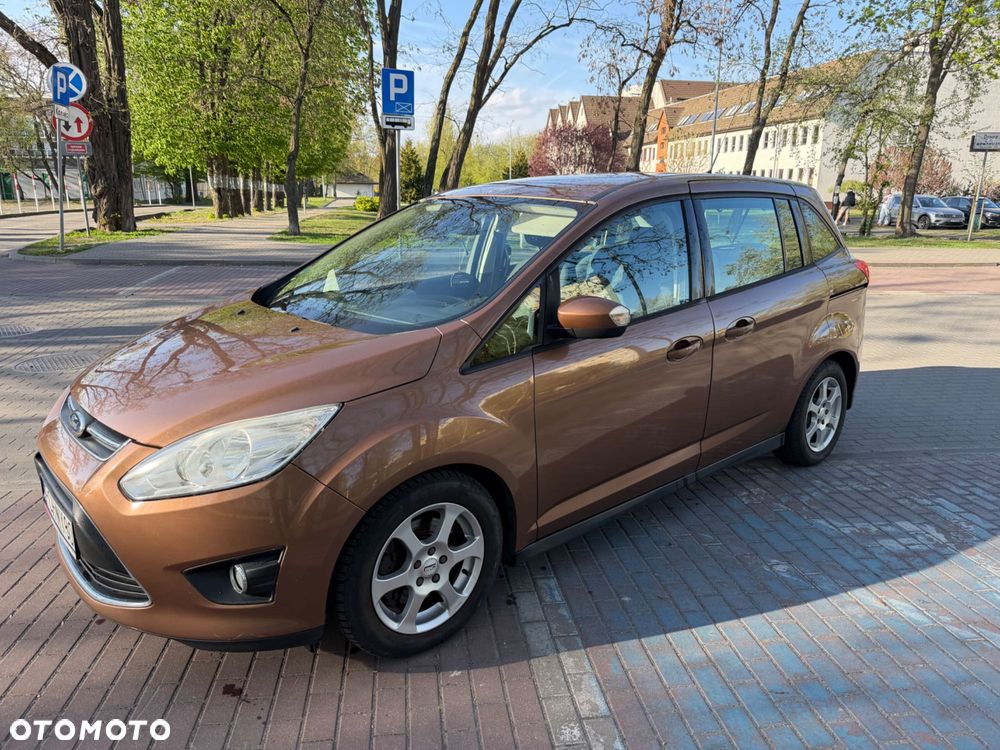 Ford C-MAX - 1