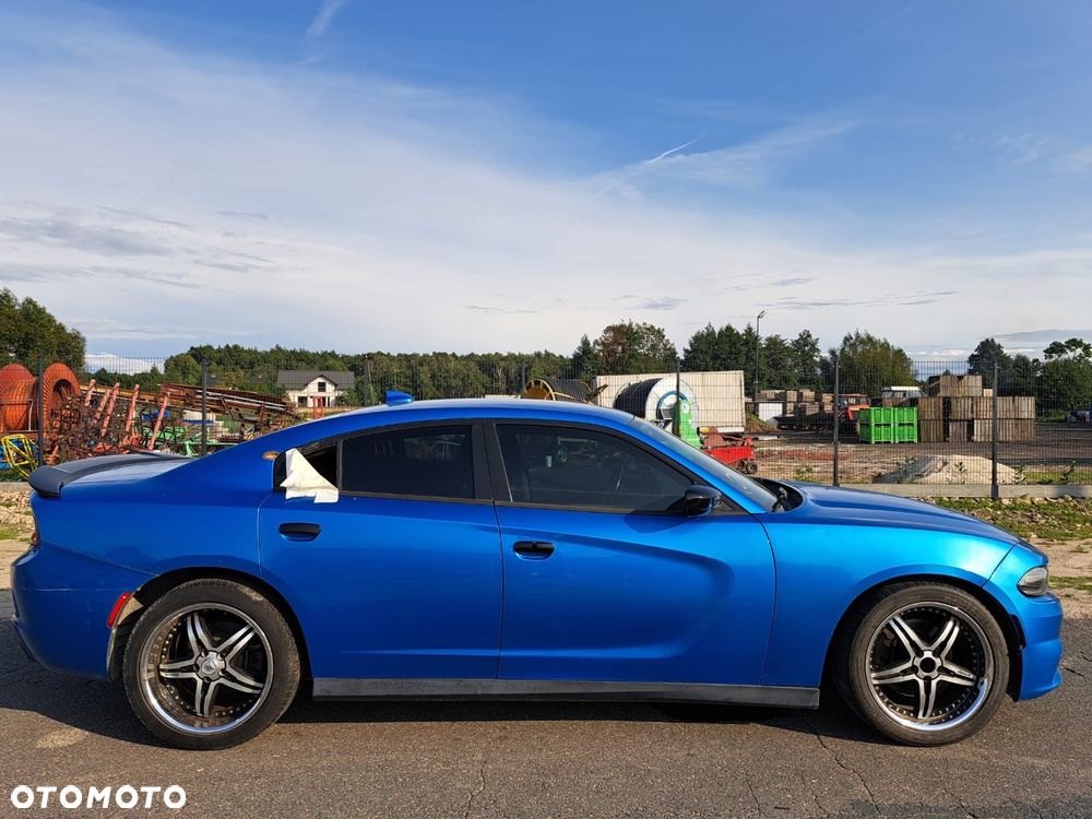 Dodge Charger - 7