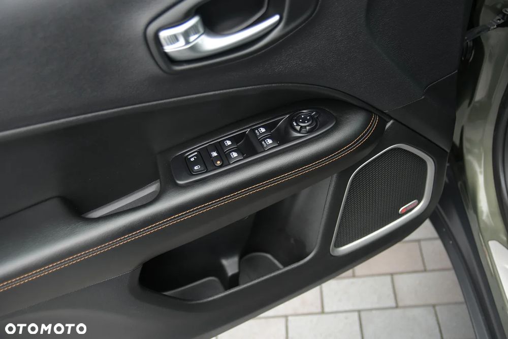 Jeep Compass 1.4 MultiAir Active Drive Automatik Limited - 27