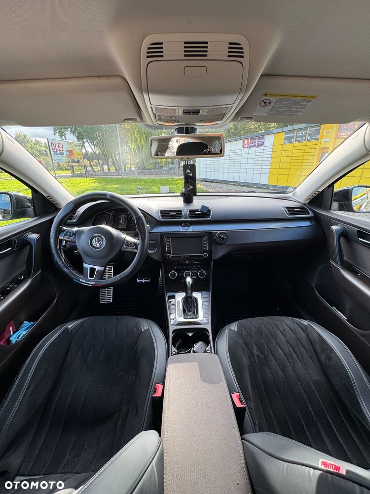 Volkswagen Passat 2.0 TDI Comfortline DSG - 10