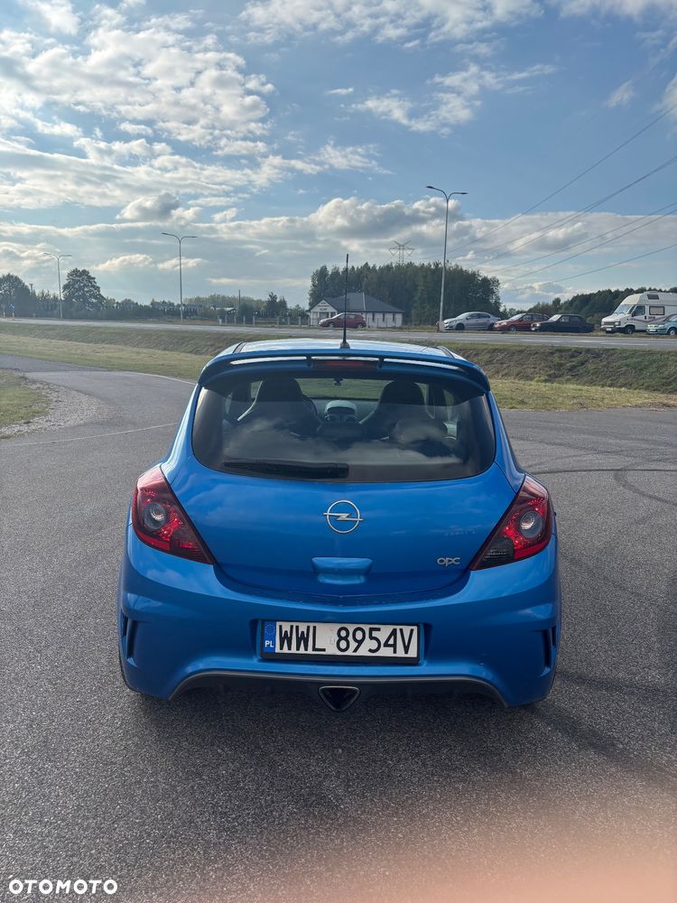 Opel Corsa 1.6T OPC - 4