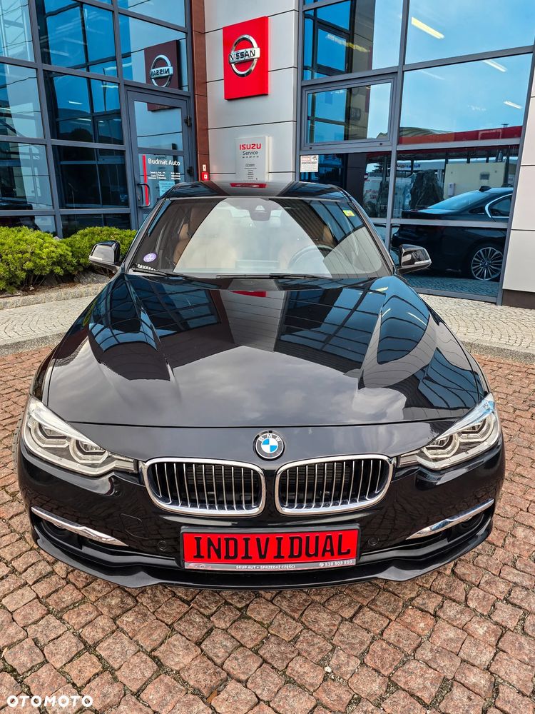 BMW Seria 3 320i GPF xDrive Luxury Line - 2