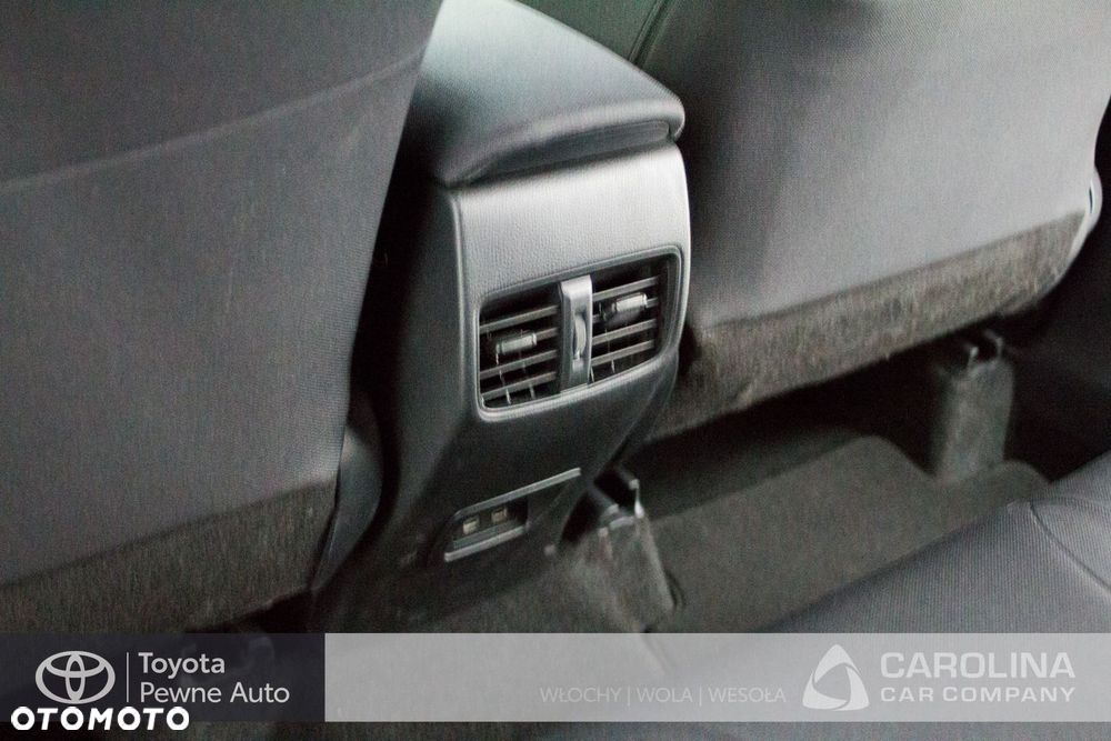 Toyota Corolla Cross - 15