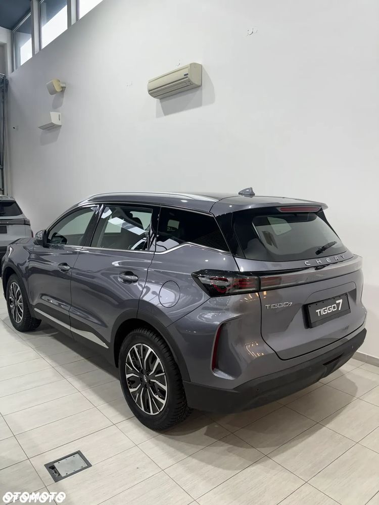 Chery Tiggo 7 1.6 T-GDI Prestige AWD DCT - 3