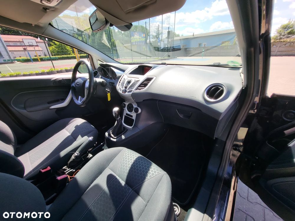 Ford Fiesta - 9